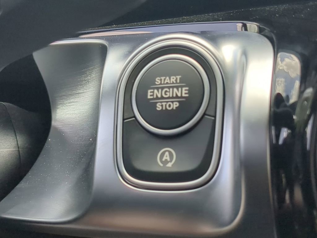 New 2025 Mercedes-Benz GLB 250 GLB 250 image 16