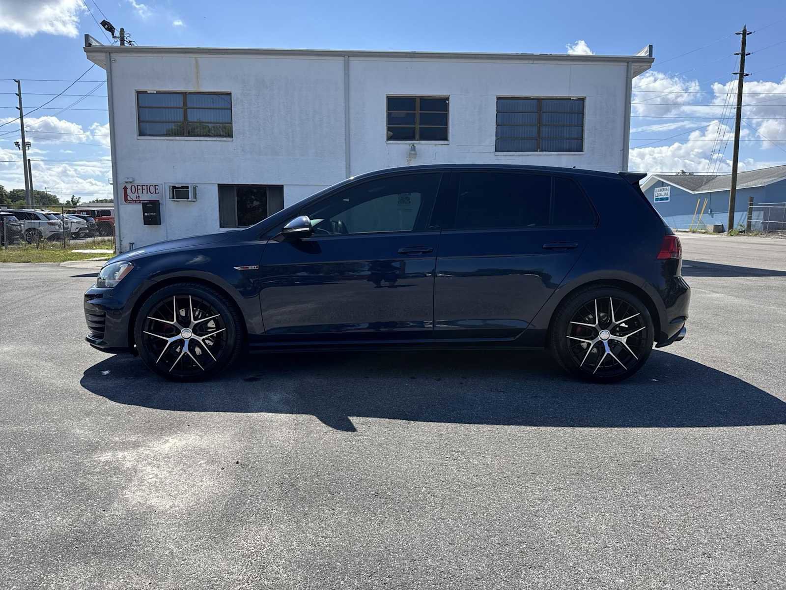 Used 2015 Volkswagen GTI S FWD image 3