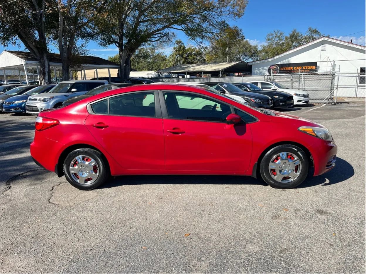 Used 2016 Kia Forte LX FWD image 4