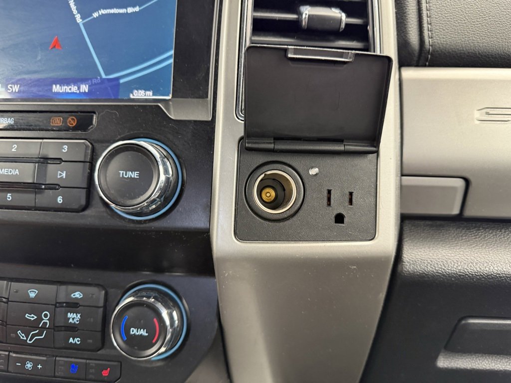 Used 2021 Ford F250 Lariat w/ Lariat Ultimate Package image 30