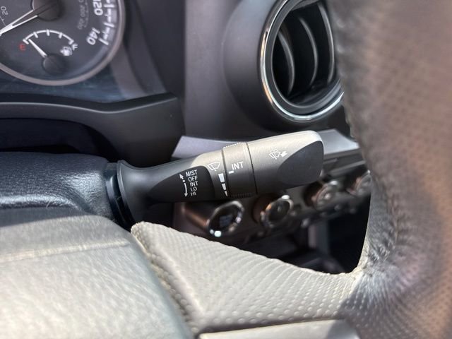 Used 2020 Toyota Tacoma TRD Off-Road image 25