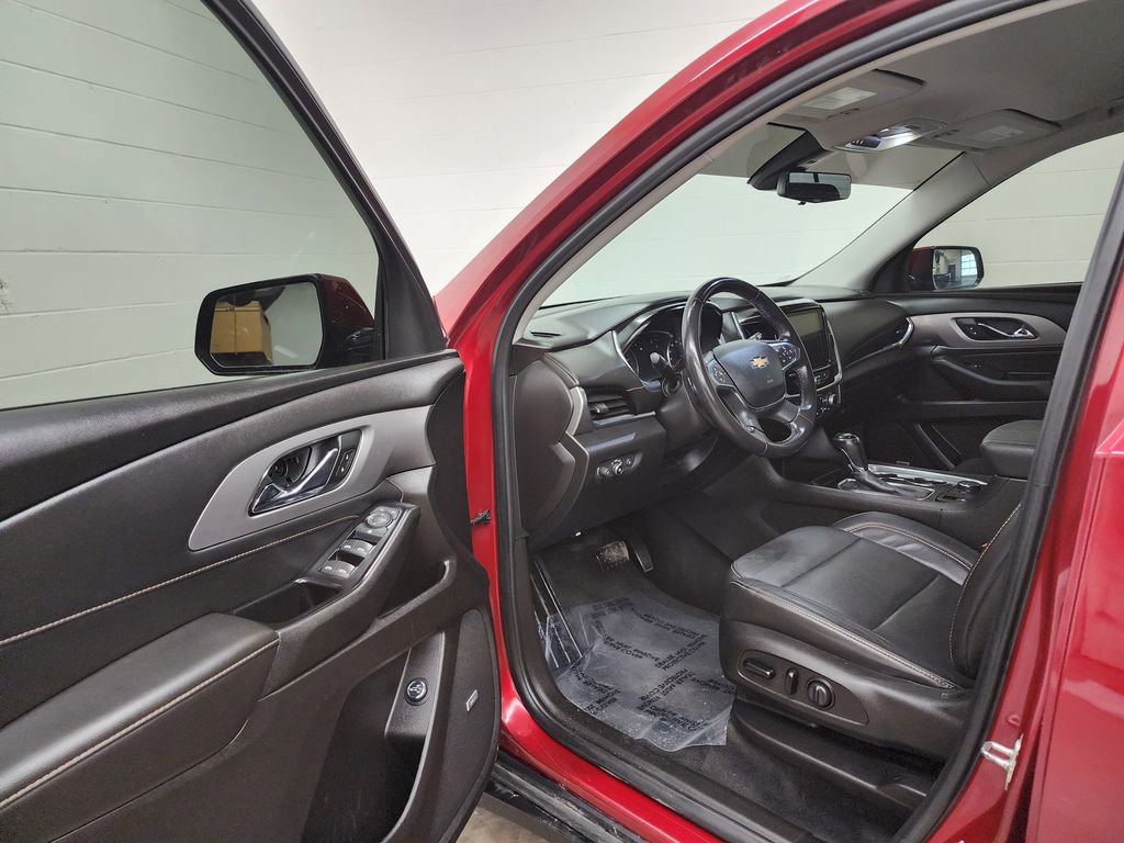 Used 2019 Chevrolet Traverse RS w/ LPO, Floor Liner Package image 11