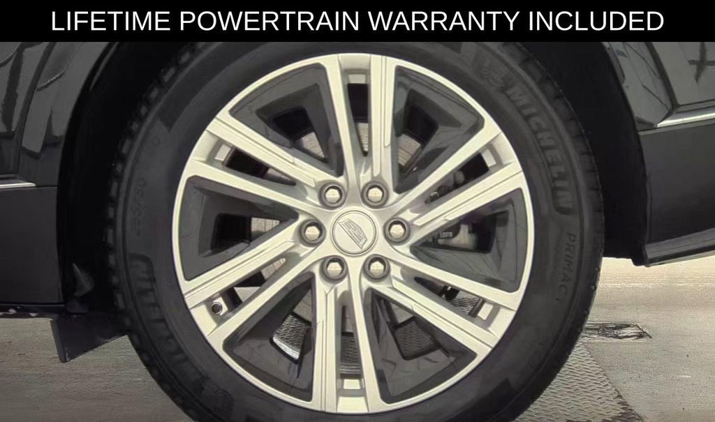 Used 2024 Cadillac Lyriq Tech AWD/4WD image 10