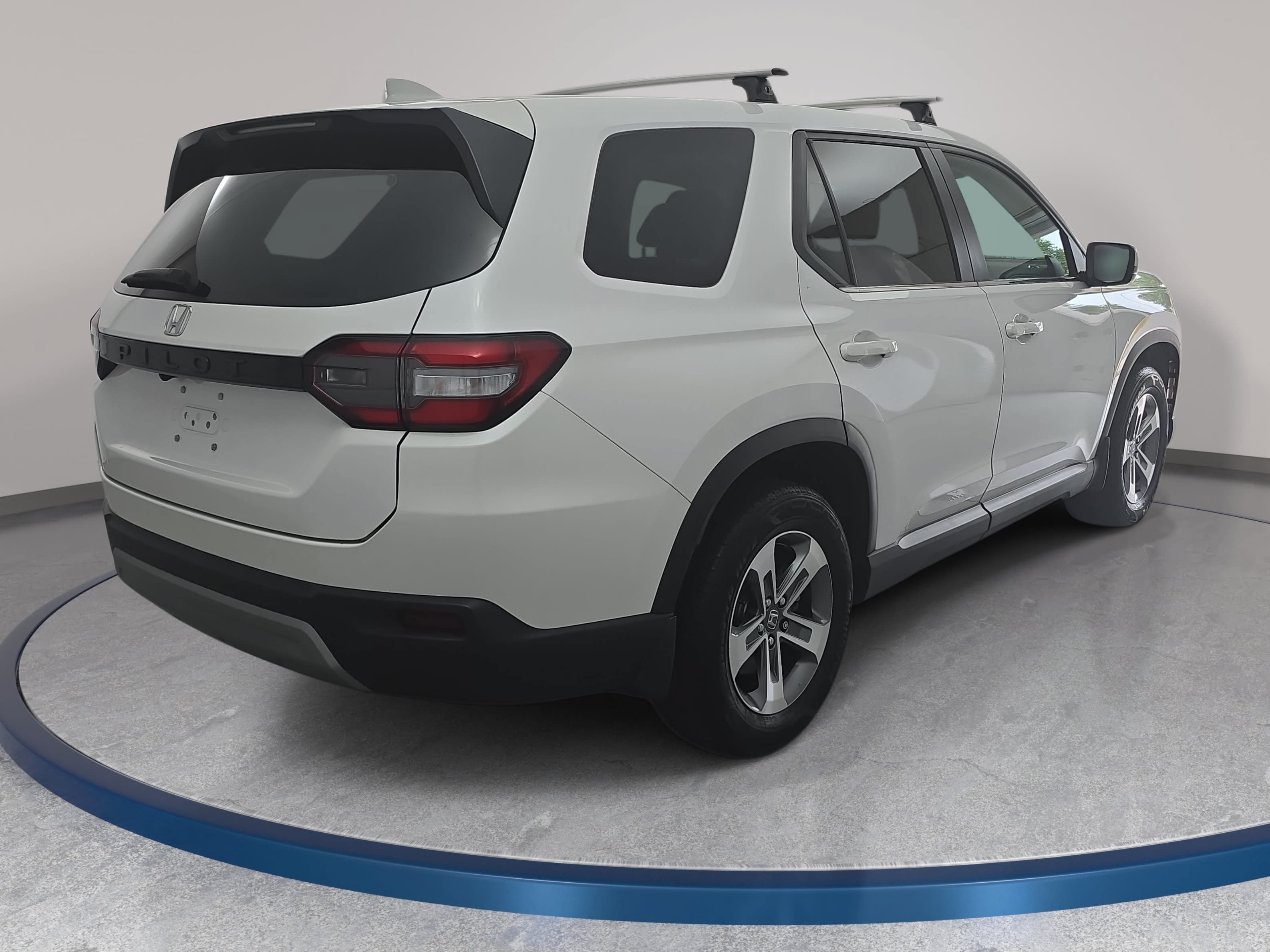 Certified 2024 Honda Pilot EX-L image 5