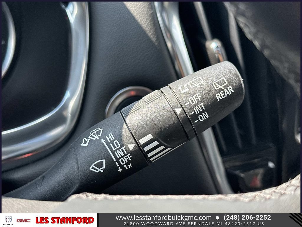 Certified 2023 Chevrolet Traverse Premier w/ Redline Edition FWD image 25