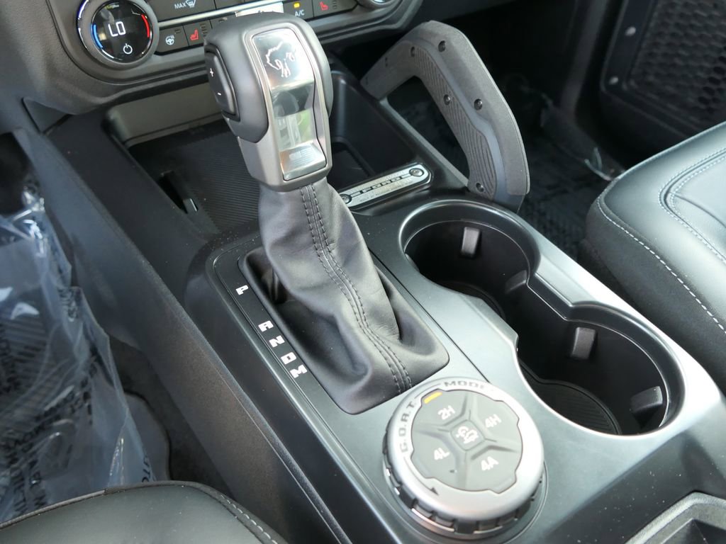 Used 2025 Ford Bronco Outer Banks w/ Sasquatch Package image 25