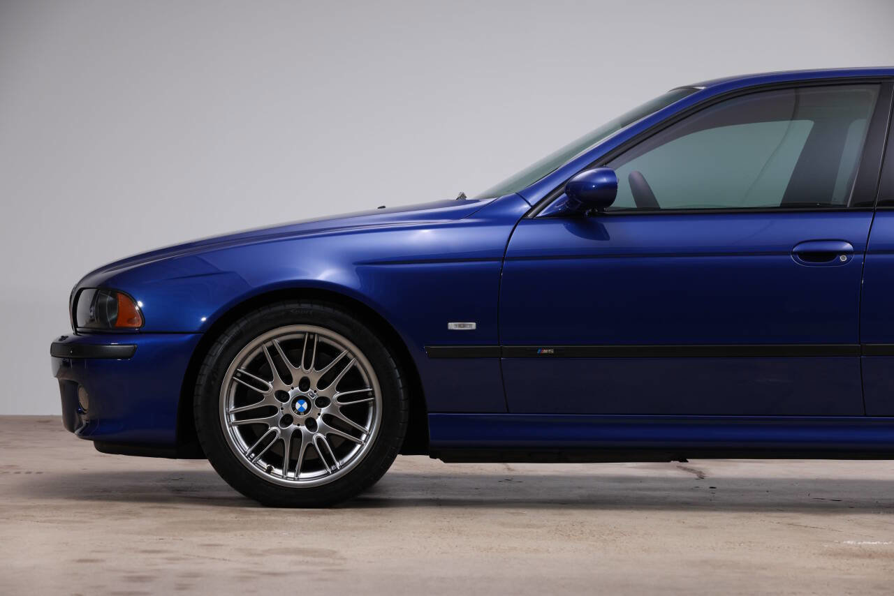 Used 2002 BMW M5 image 25