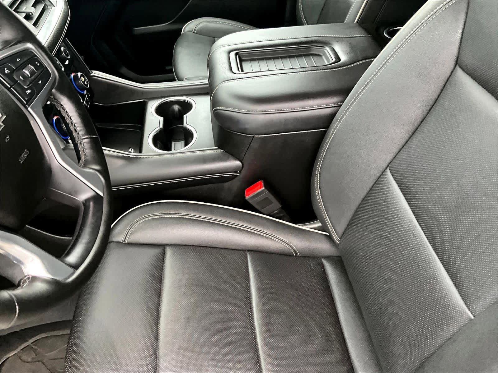 Used 2023 Chevrolet Tahoe Premier w/ Premium Package AWD/4WD image 21