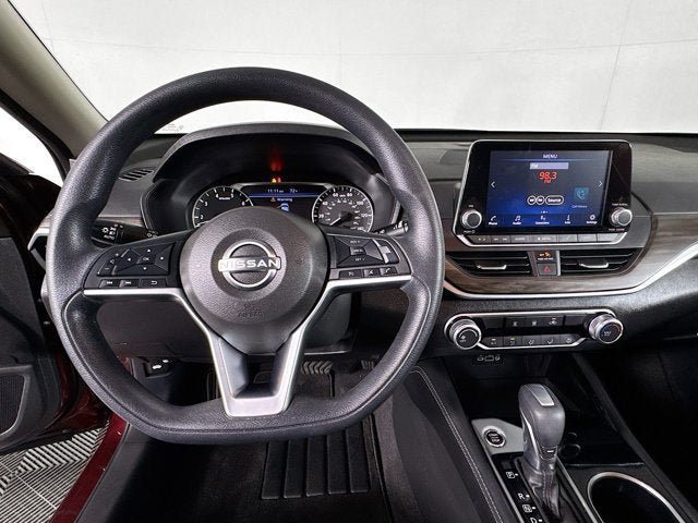 Certified 2023 Nissan Altima 2.5 SV AWD/4WD image 10