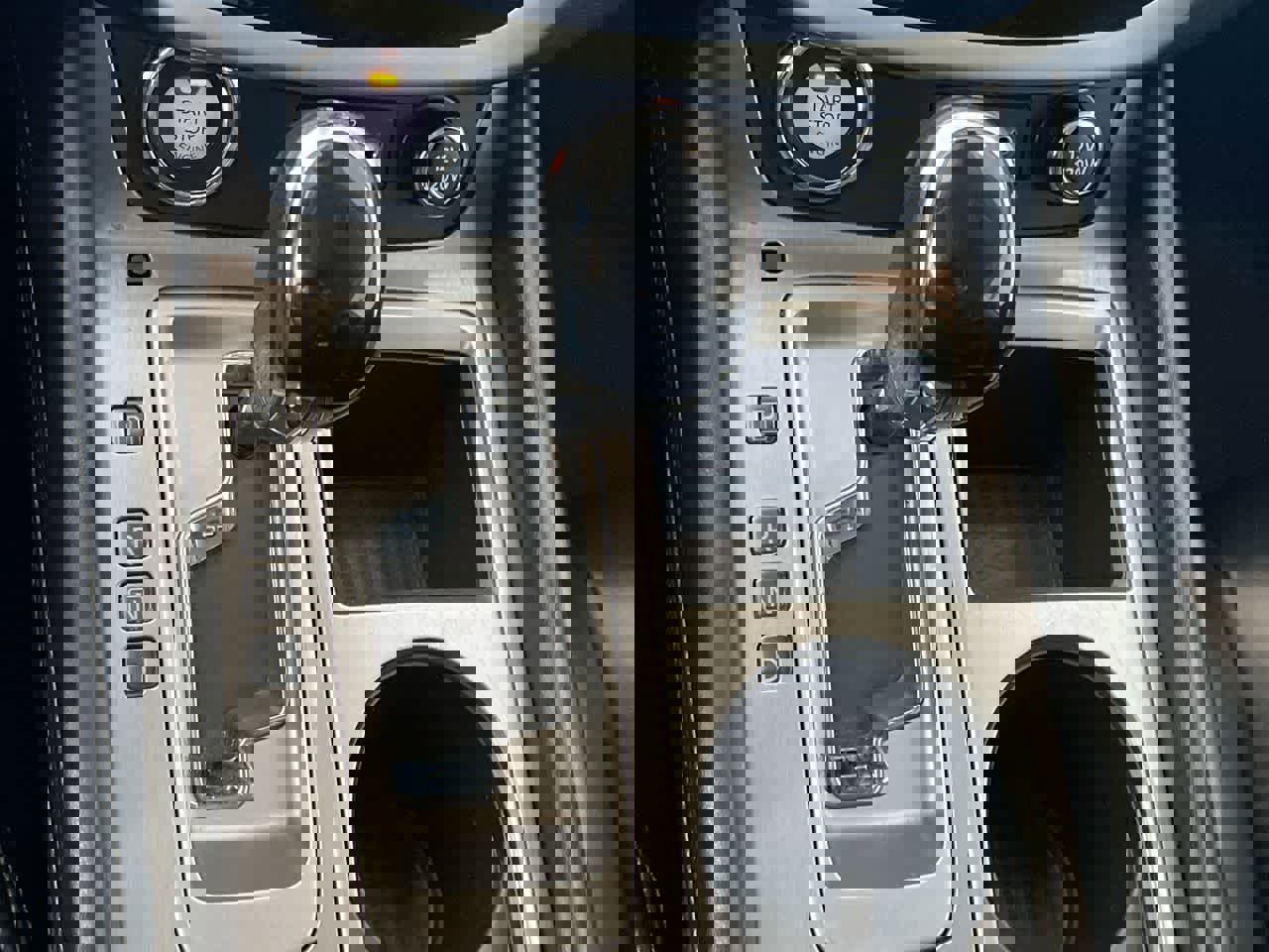 Used 2023 Nissan Murano SV image 19