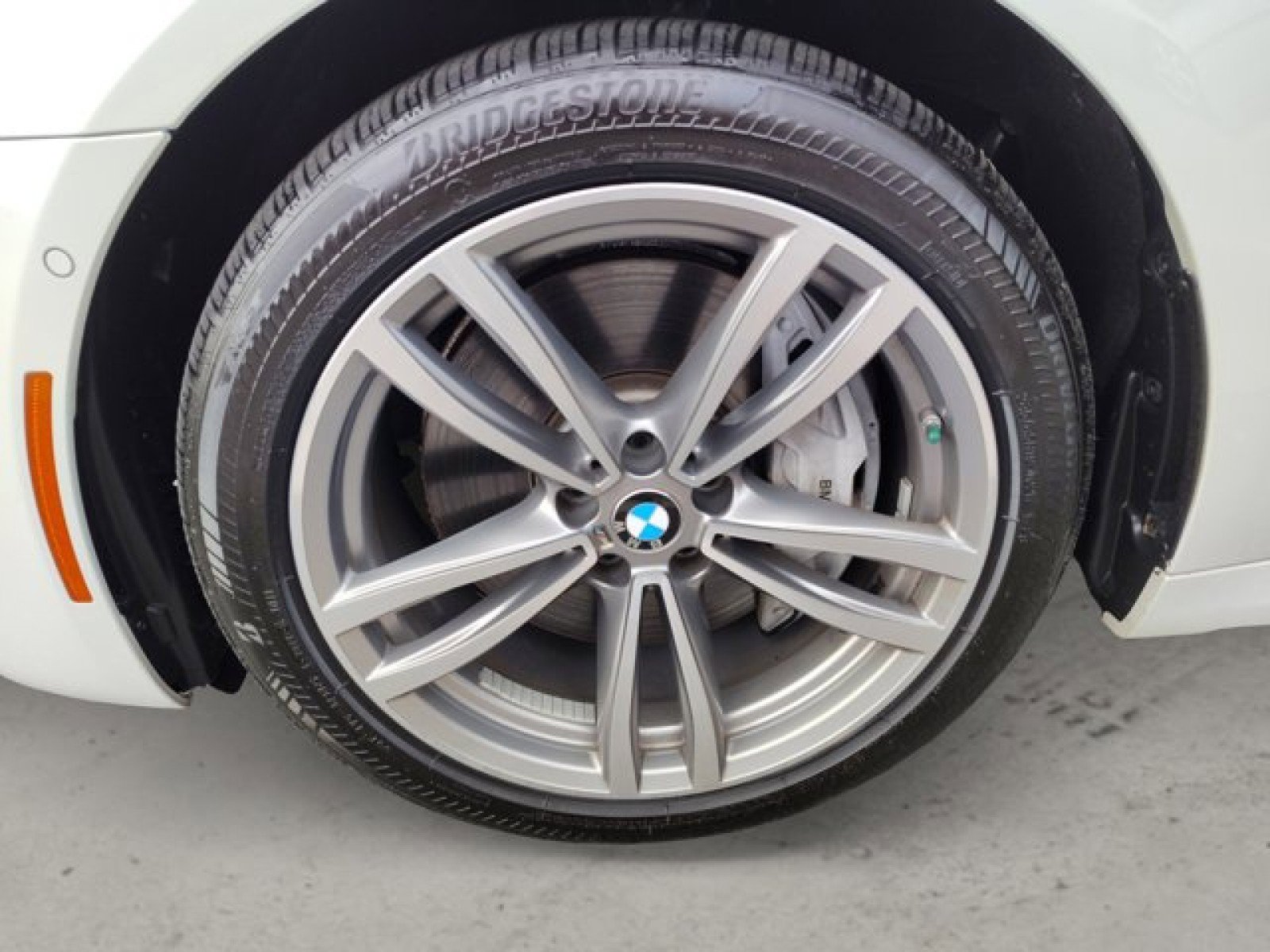 Used 2019 BMW 750i xDrive image 10