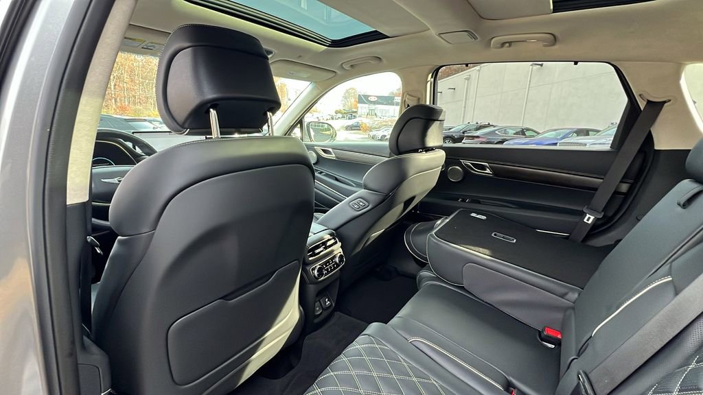 Used 2024 Genesis GV80 3.5T w/ Prestige Package image 36