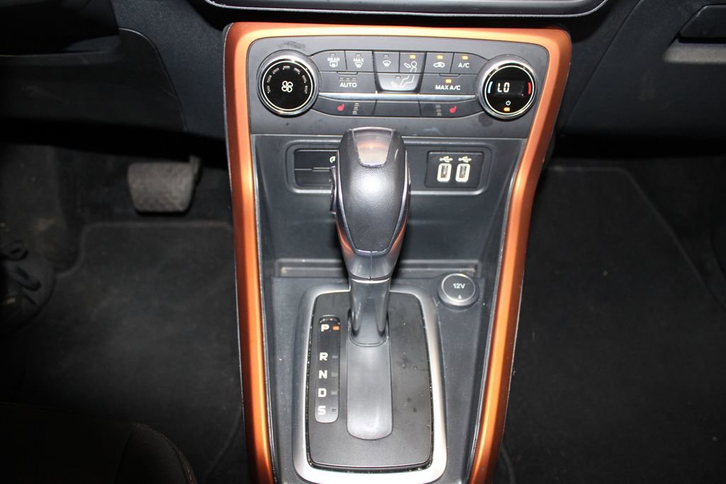 Used 2021 Ford EcoSport SE w/ SE Convenience Package image 40