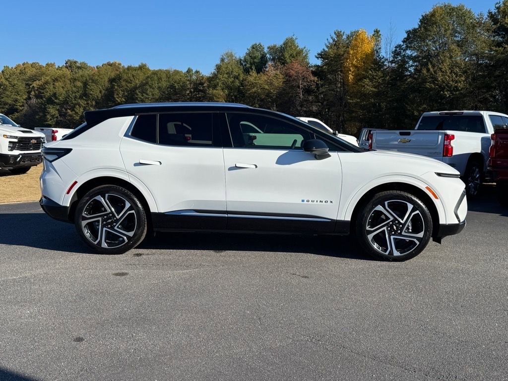 New 2026 Chevrolet Equinox EV LT w/ Convenience Package II image 2