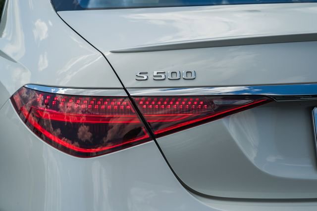 Certified 2022 Mercedes-Benz S 500 4MATIC image 7