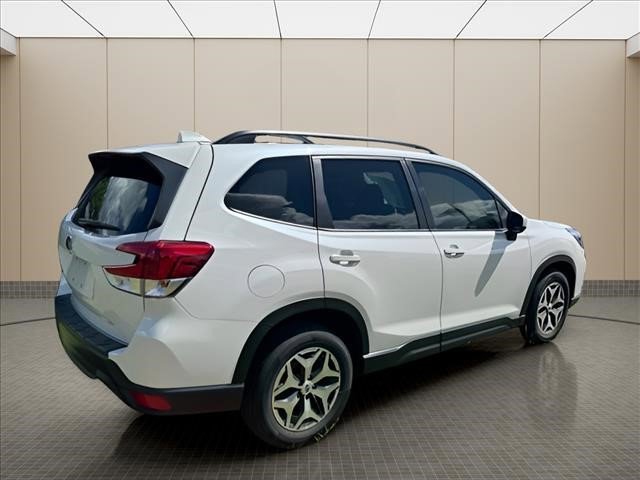 Used 2021 Subaru Forester Premium w/ Popular Package #1 AWD/4WD image 14