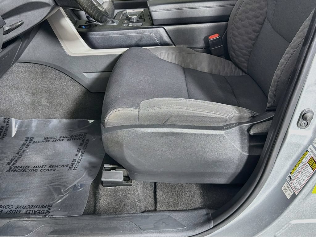 Used 2022 Toyota Tundra SR5 AWD/4WD image 18