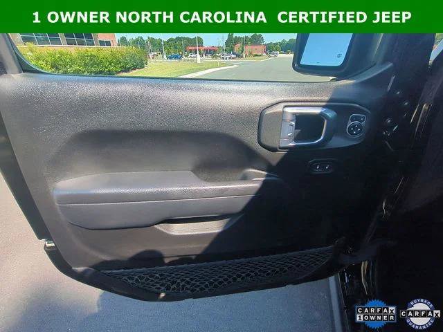 Used 2023 Jeep Wrangler Unlimited Rubicon w/ Cold Weather Group AWD/4WD image 30