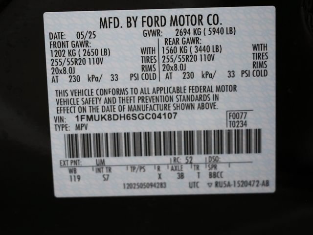 Used 2025 Ford Explorer Active w/ Active Comfort Package AWD/4WD image 32