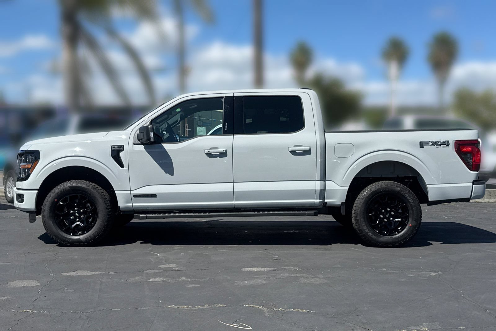 New 2026 Ford F150 XLT w/ Equipment Group 302A MID AWD/4WD image 9