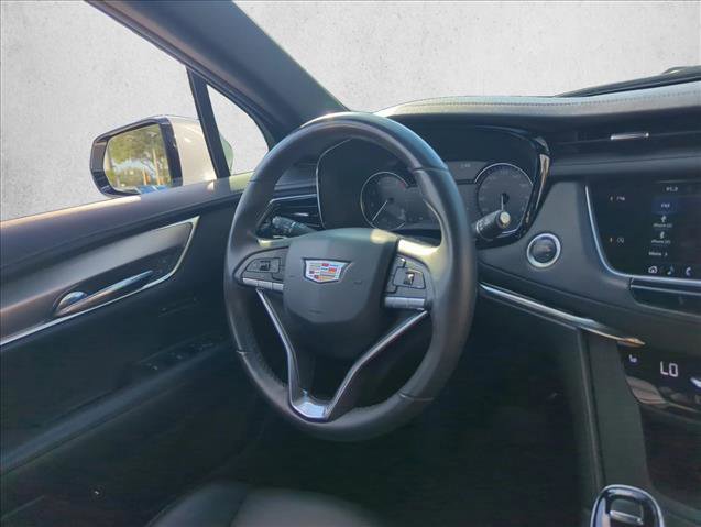 Used 2023 Cadillac XT6 Luxury image 26