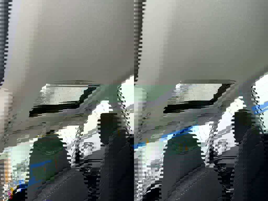 Certified 2023 Honda Accord EX image 24