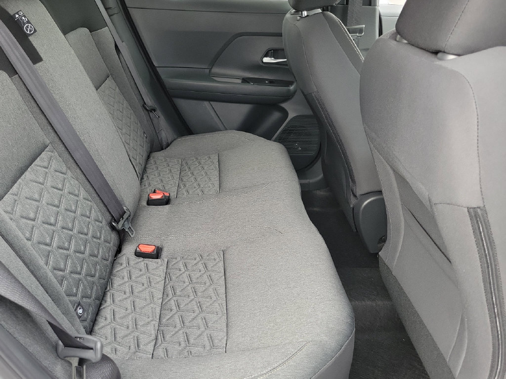 New 2026 Nissan Kicks SV w/ Cold Weather Package FWD image 20