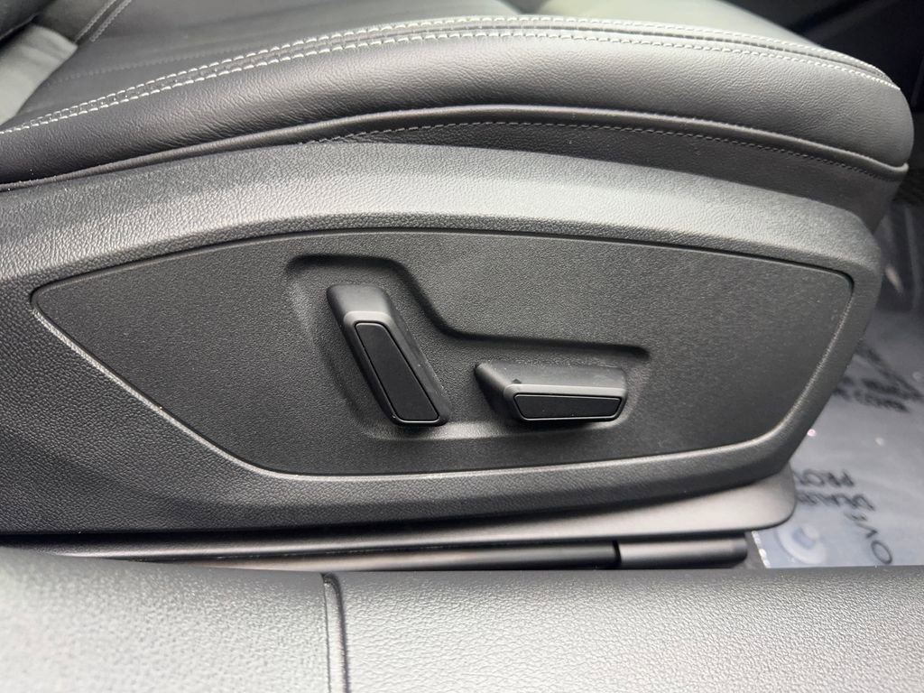 Used 2023 Audi A6 2.0T Premium w/ Convenience Package image 47