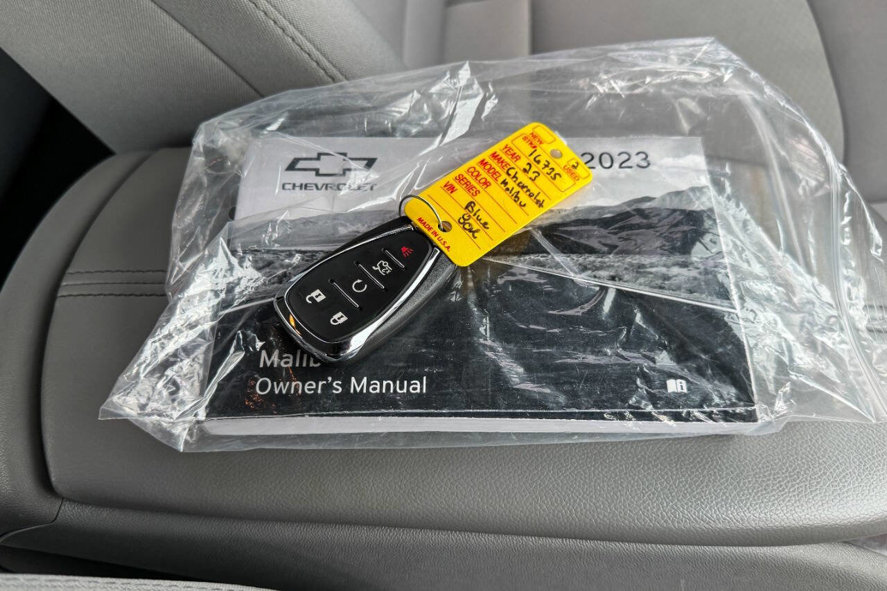 Used 2023 Chevrolet Malibu LT w/ Driver Confidence Package image 32