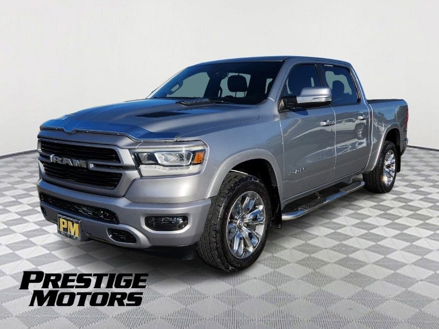 Used 2019 RAM 1500 Laramie AWD/4WD image 3