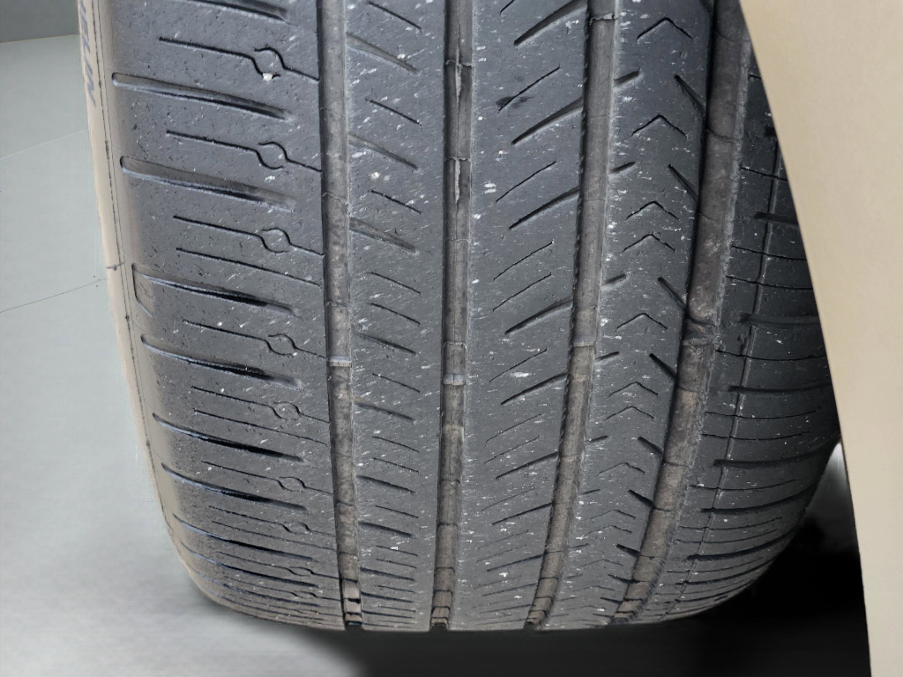 Certified 2024 Land Rover Range Rover Sport SV Edition One Carbon Bronze image 32