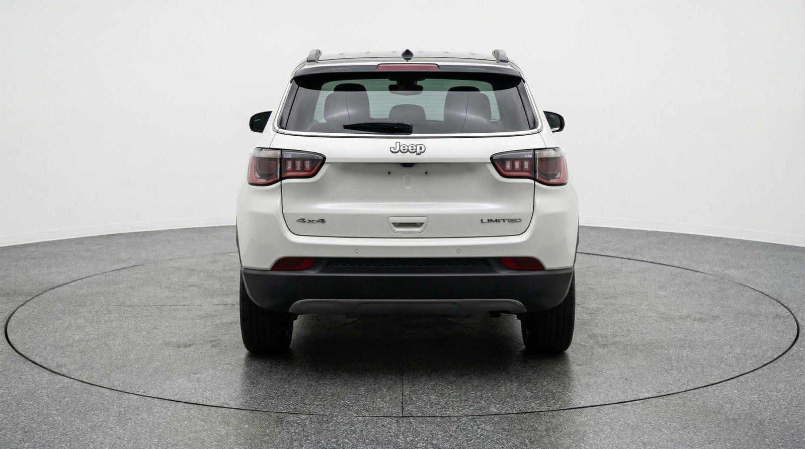 Used 2025 Jeep Compass Limited image 7