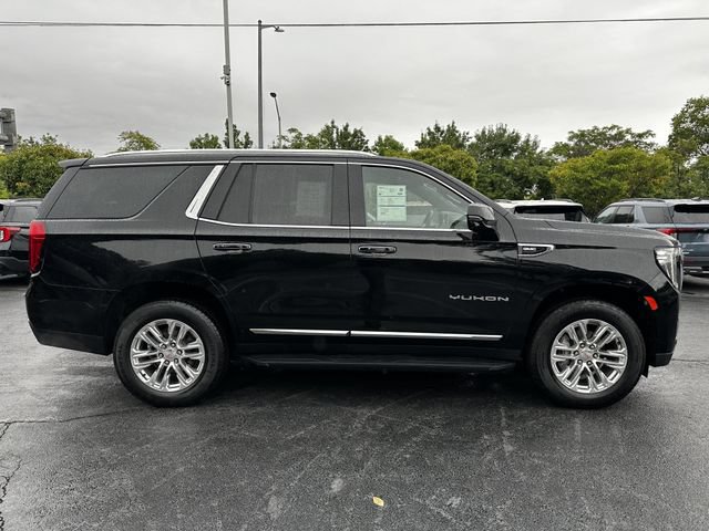 Used 2023 GMC Yukon SLT w/ SLT Premium Package AWD/4WD image 4