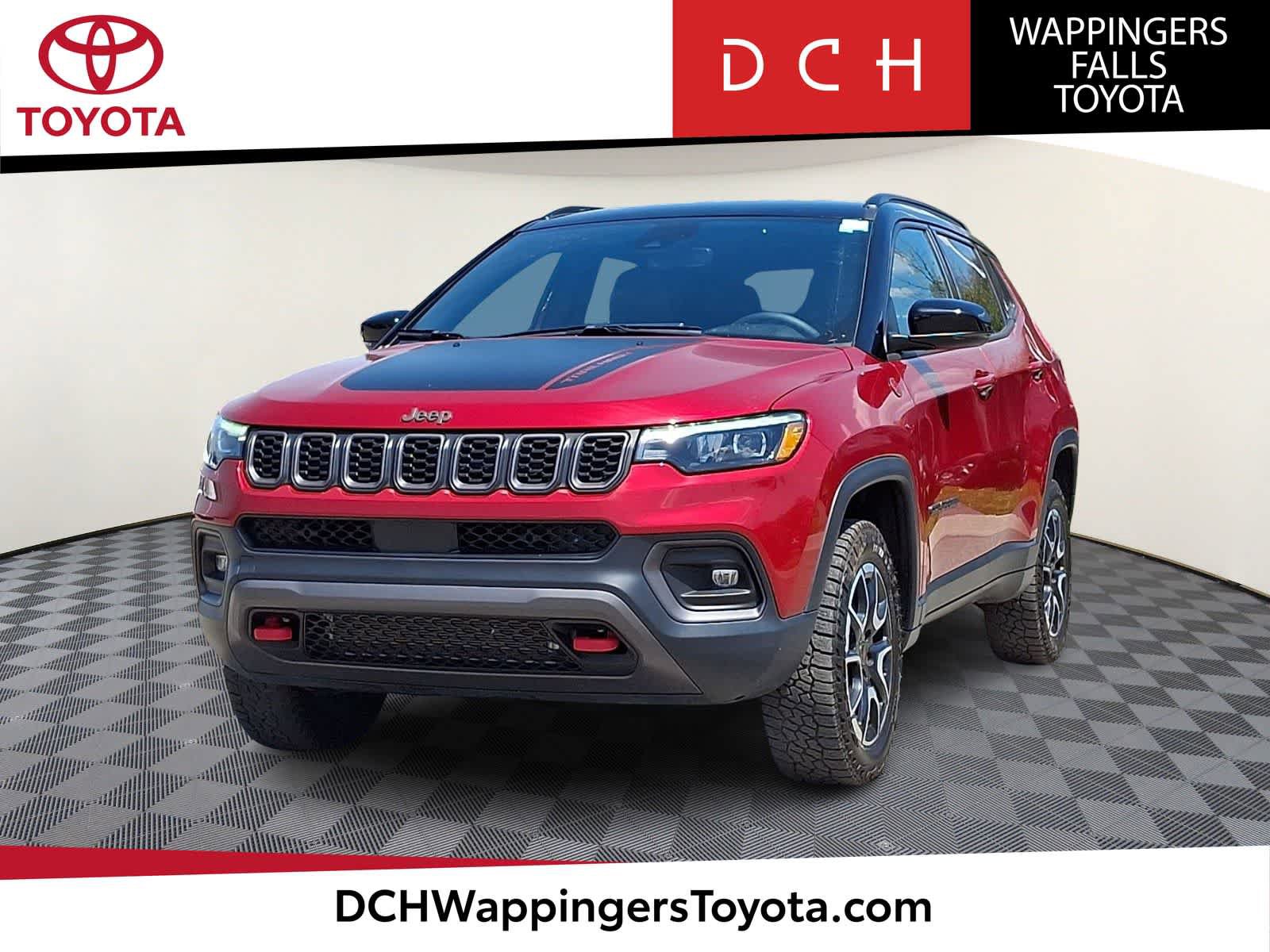 Used 2025 Jeep Compass Trailhawk w/ Trailhawk Elite Group