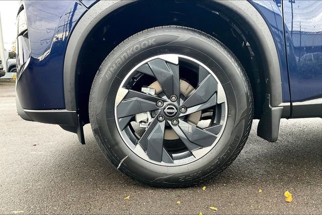 New 2026 Nissan Rogue SV image 13