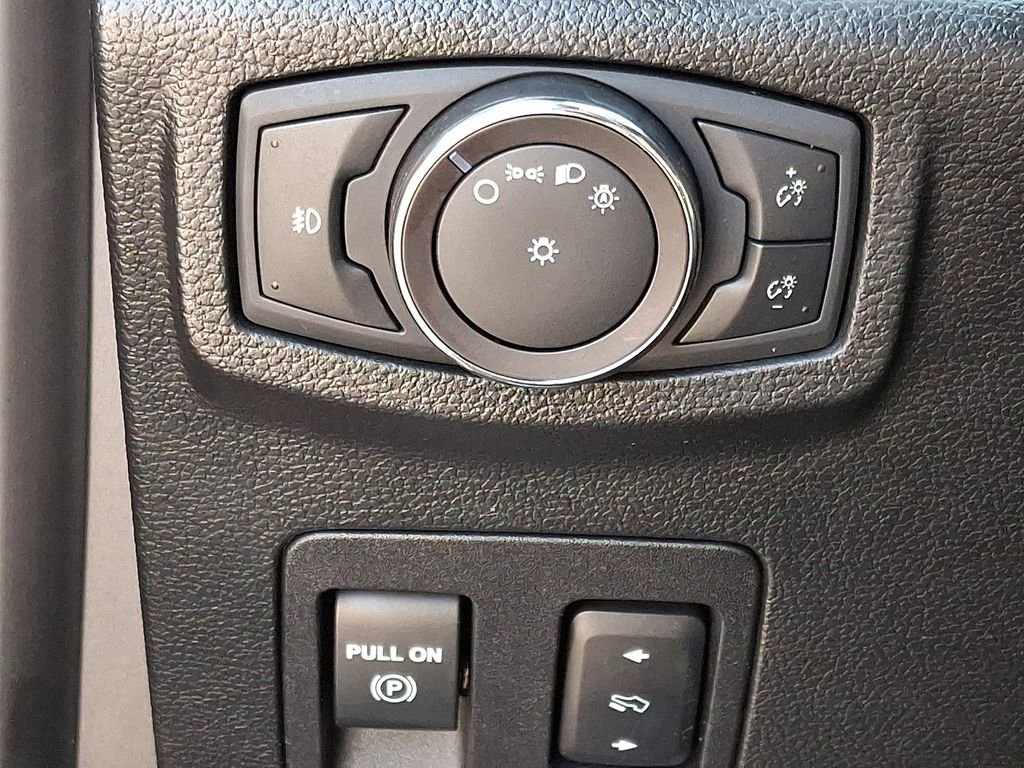 Used 2019 Ford Expedition Limited w/ Special Edition Package image 28