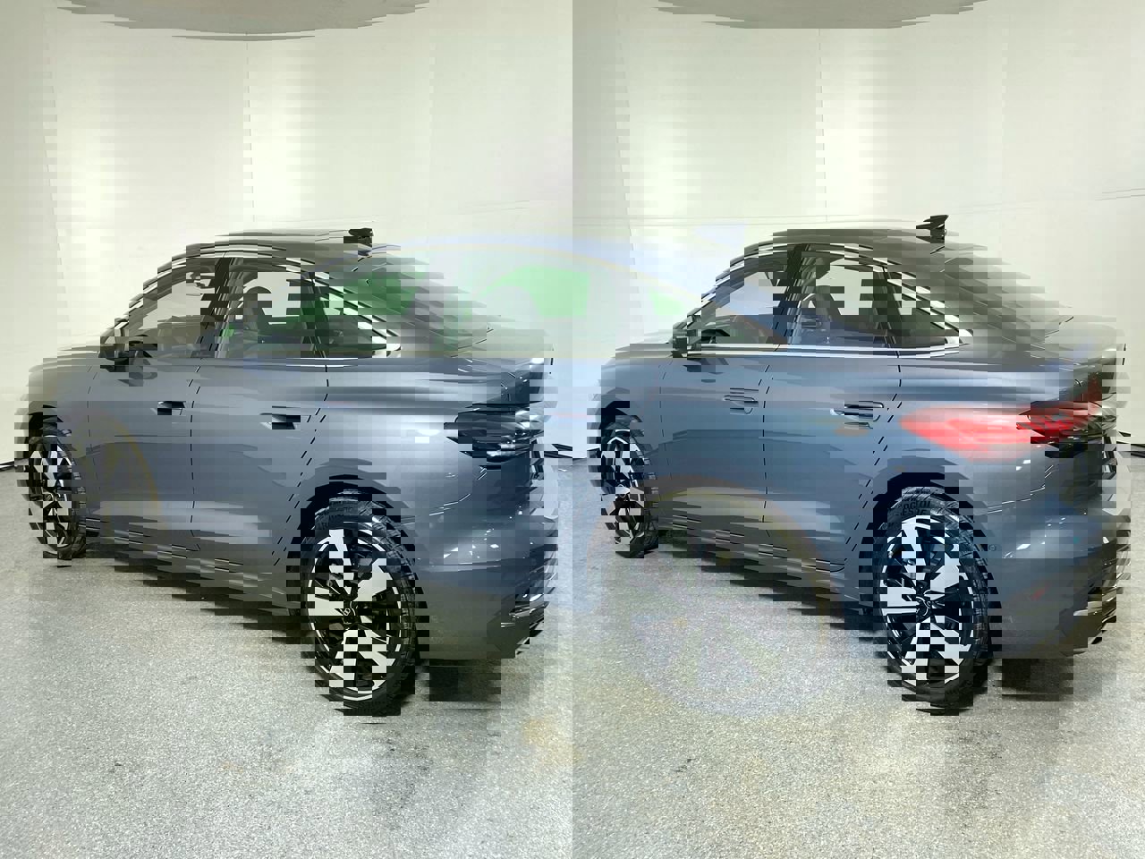 Used 2025 Audi A5 2.0T Premium Plus w/ Premium Plus image 32