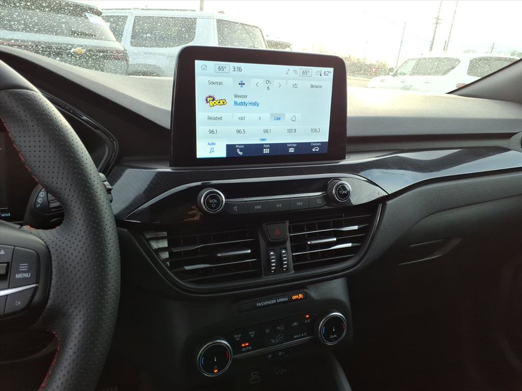 Certified 2025 Ford Escape ST-Line image 11