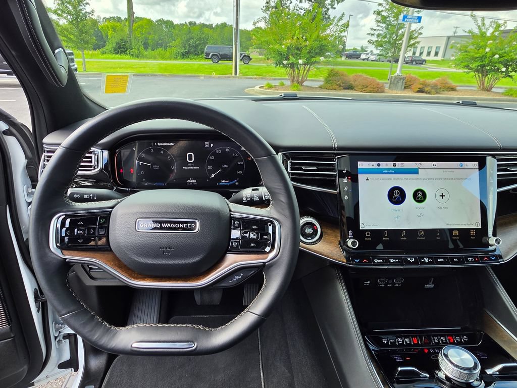 Used 2025 Jeep Grand Wagoneer 4WD w/ 8-Passenger Seating Package image 16