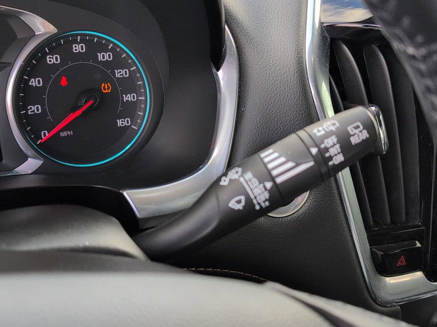 Used 2019 Chevrolet Traverse RS image 29