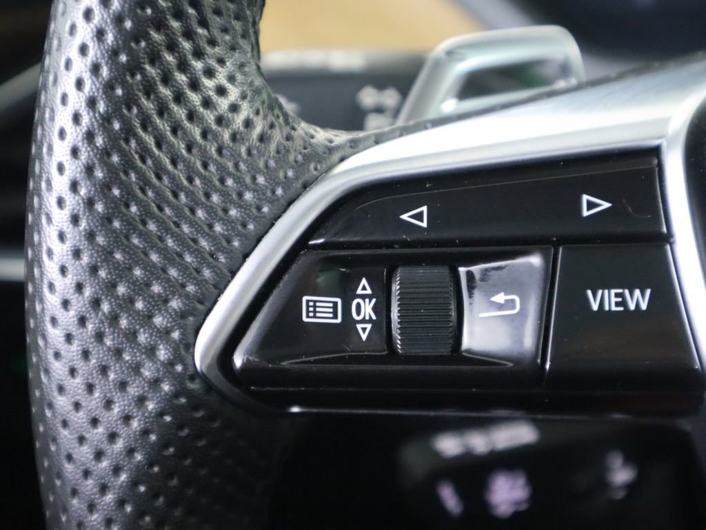 Certified 2023 Audi e-tron GT Prestige image 11