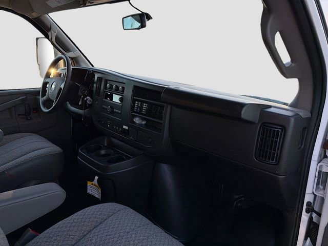 New 2025 Chevrolet Express 3500 w/ Power Convenience Package image 20