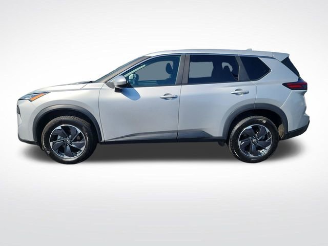 Used 2024 Nissan Rogue SV AWD/4WD image 2