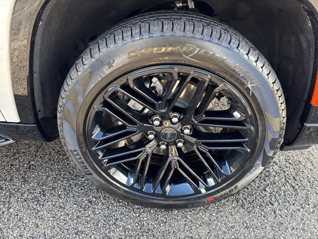 New 2025 Jeep Wagoneer L Series II w/ Convenience Group I image 12