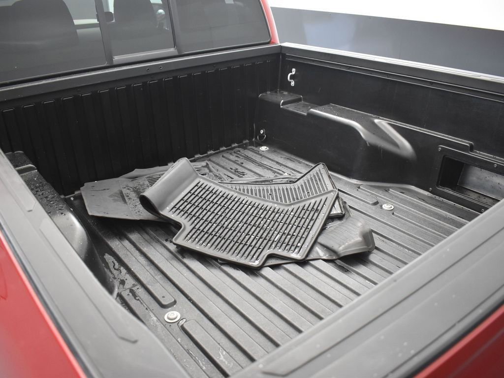 Used 2021 Toyota Tacoma SR5 image 33