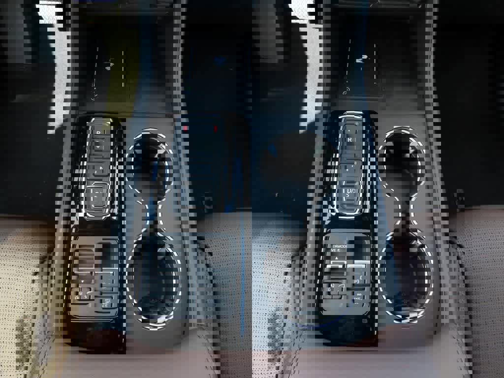 New 2025 Honda Pilot Elite image 24