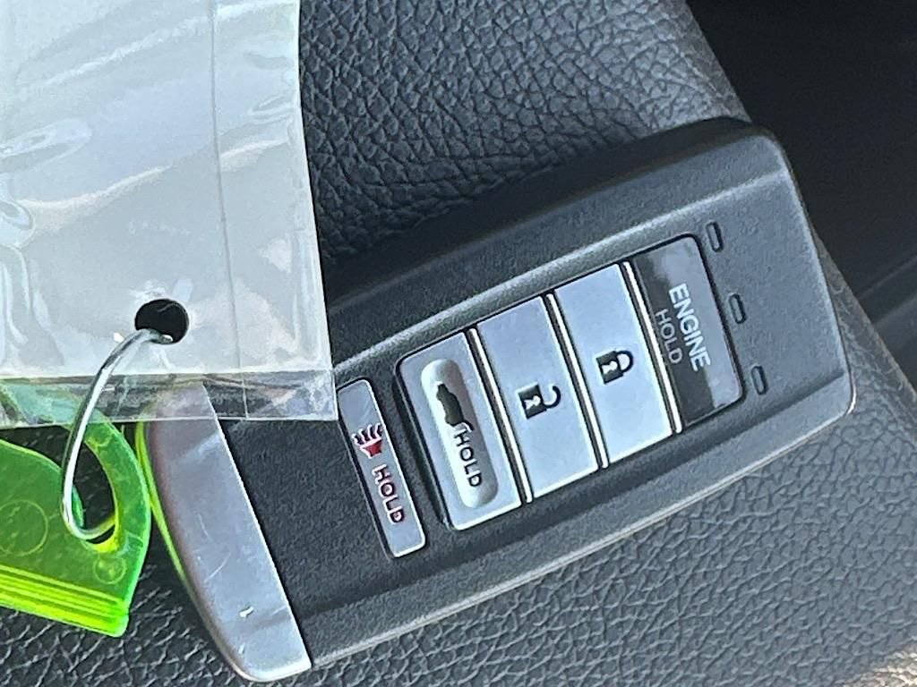 Used 2017 Acura MDX SH-AWD w/ Technology Package image 35