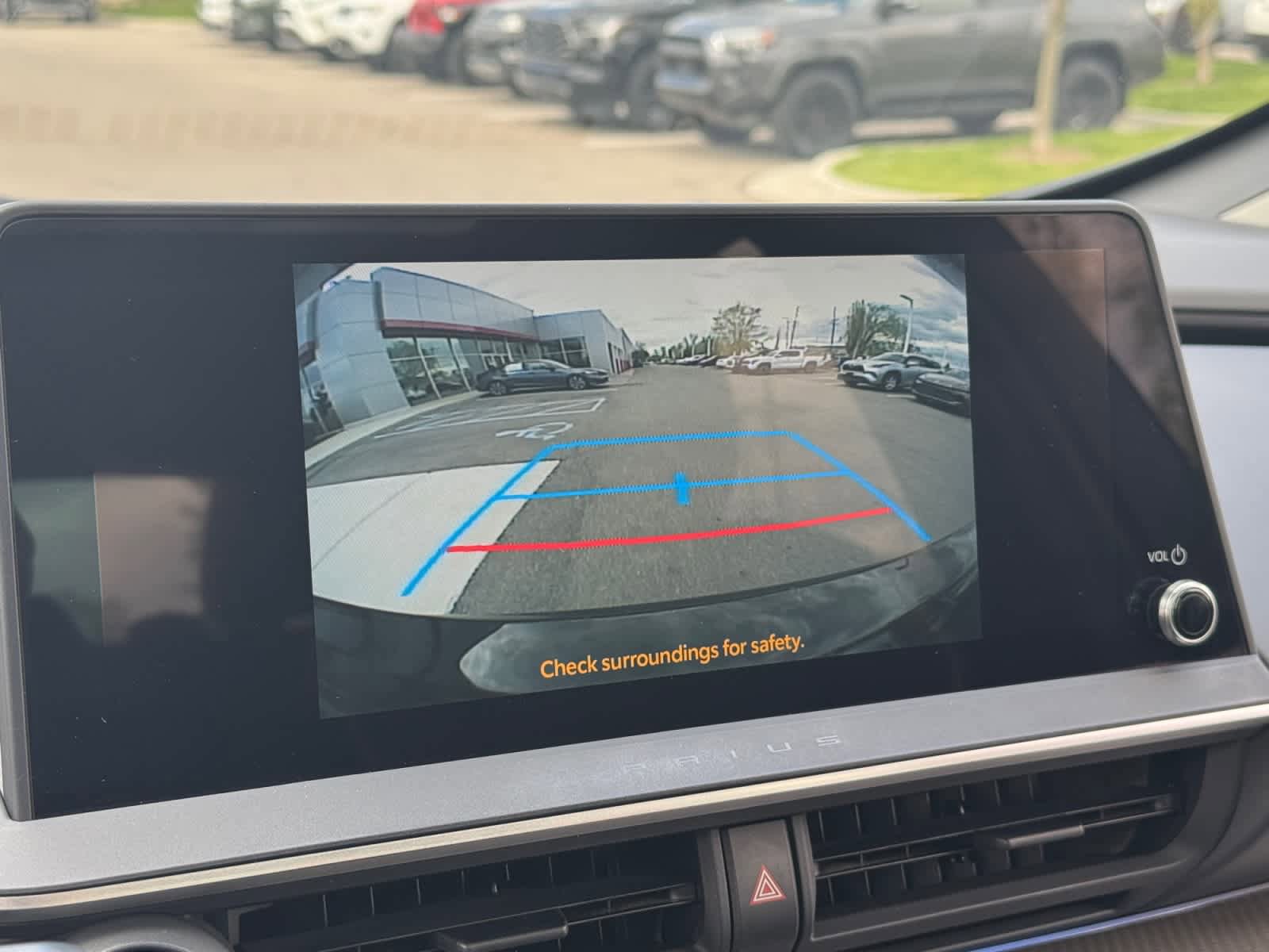 Used 2024 Toyota Prius XLE AWD/4WD image 23