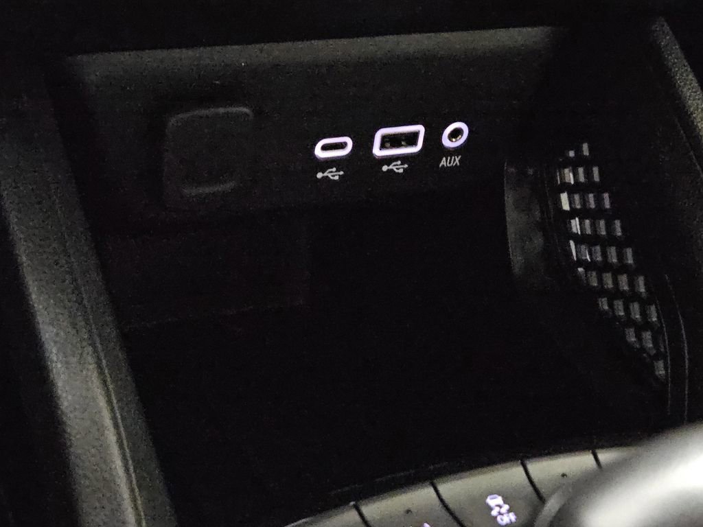 Used 2021 Chevrolet TrailBlazer ACTIV w/ Sun and Liftgate Package image 16