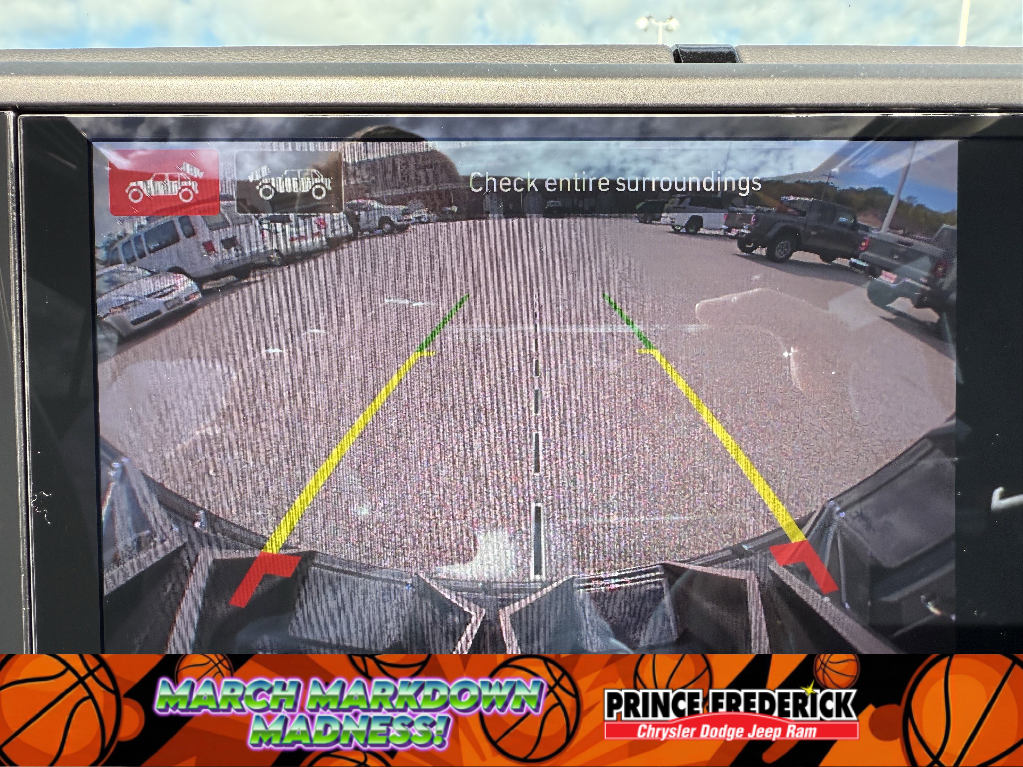 New 2025 Jeep Wrangler Unlimited Rubicon w/ Convenience Group image 25